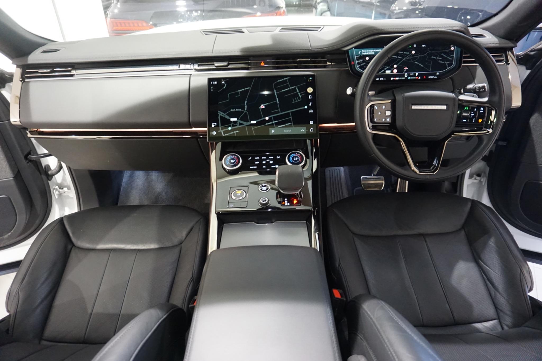 Land Rover Range Rover Sport 3.0 D300 MHEV Dynamic SE Auto 4WD Euro 6 (s/s) 5dr
